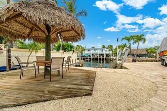 201 Wildwood Cir in Key Largo, FL - Building Photo - Building Photo