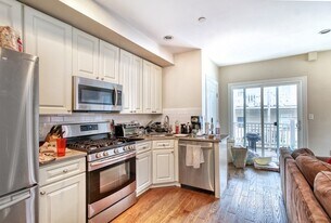 22 Woodward St, Unit 1 in Boston, MA - Building Photo