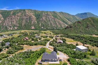 1676 S Mountain Vw Cir in Springville, UT - Building Photo - Building Photo