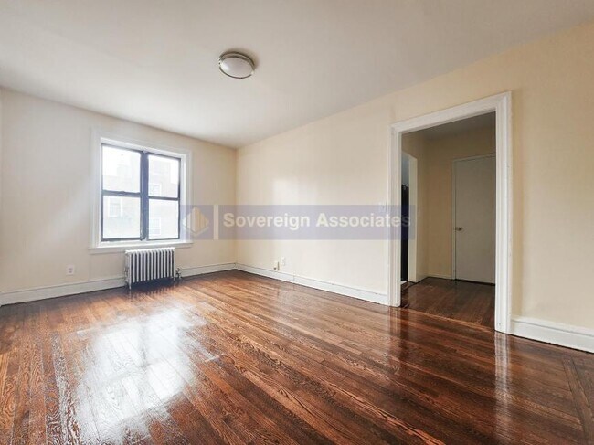 property at 2 North St
