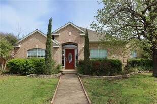 2816 Kings Gate Dr in Carrollton, TX - Building Photo