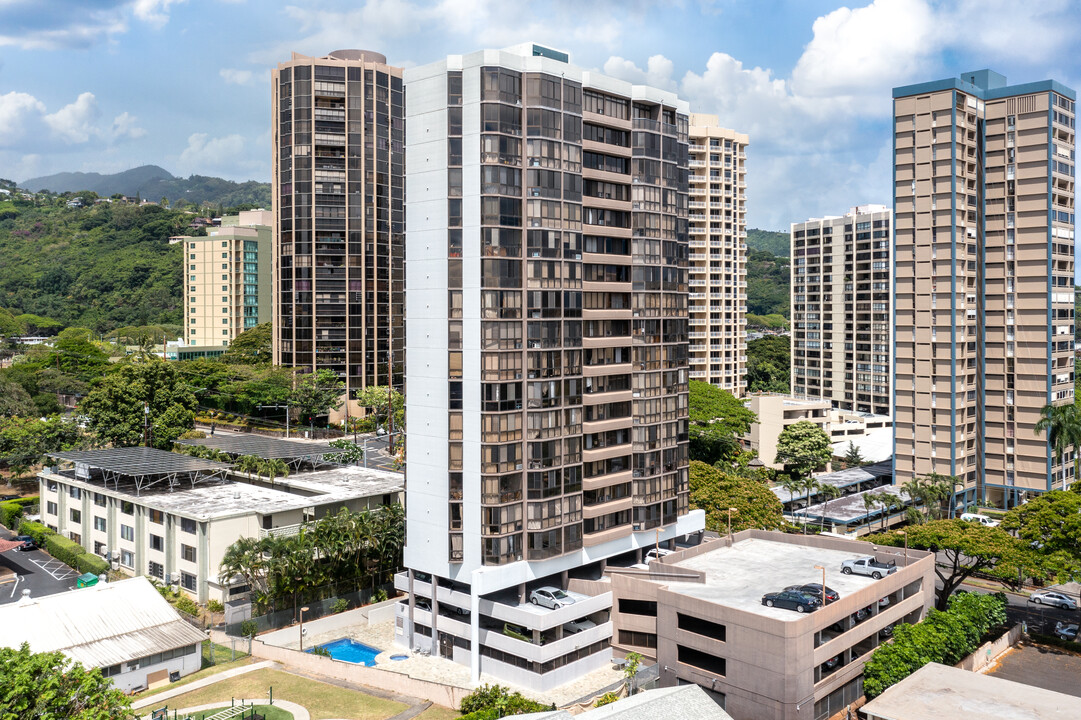 2040 Nuuanu Ave in Honolulu, HI - Foto de edificio