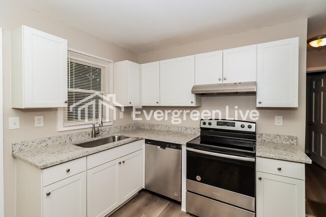 1404 Hateras Ave in Charlotte, NC - Building Photo - Building Photo