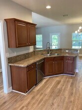 7 Roxanne Pl in Palm Coast, FL - Foto de edificio - Building Photo