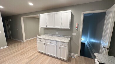 288 Paragon Mills Rd in Nashville, TN - Building Photo - Building Photo