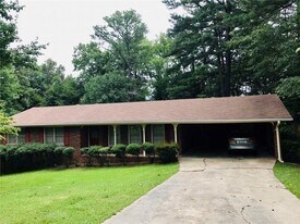 4531 S Roberts Dr in Buford, GA - Building Photo