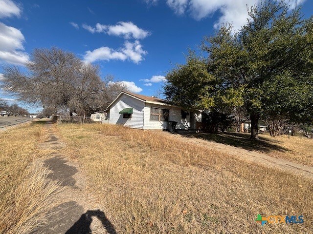 1201 Greenwood Ave in Killeen, TX - Building Photo - Building Photo