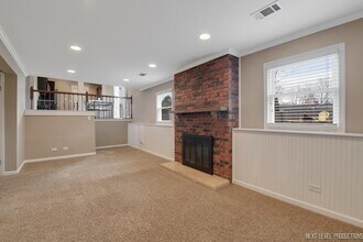 1931 Ridgefield Ln in Naperville, IL - Building Photo - Building Photo