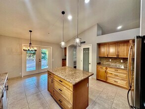 9071 E Caribbean Ln in Scottsdale, AZ - Building Photo - Building Photo