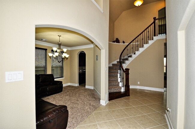 property at 17519 Murrayfield Ct