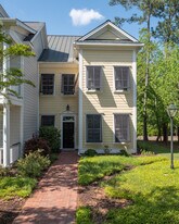 1814 Tennyson Row in Mount Pleasant, SC - Building Photo