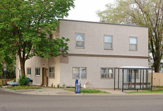 1195 Arona St in St. Paul, MN - Building Photo - Building Photo