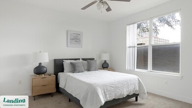 7373 Valley View Ln, Unit 1062 in Dallas, TX - Building Photo - Building Photo