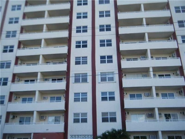 200 S Birch Rd in Fort Lauderdale, FL - Building Photo - Building Photo