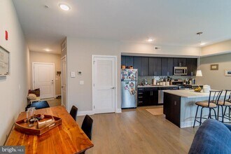 1607 Catharine St in Philadelphia, PA - Building Photo - Building Photo