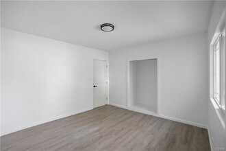 20554 Valerio St in Los Angeles, CA - Building Photo - Building Photo