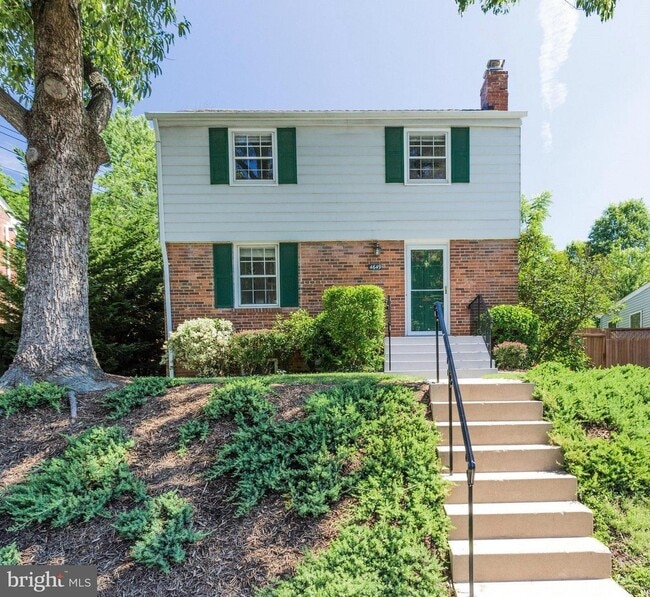 property at 4649 2nd St S
