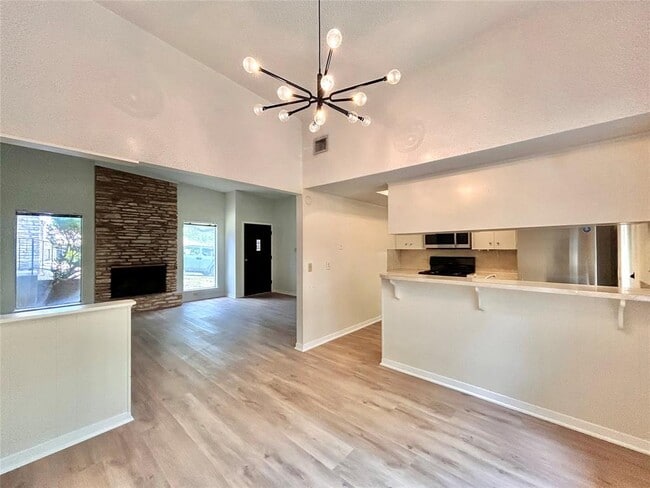 8711 Westover Club Dr