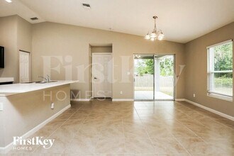 260 Ensenada St SE in Palm Bay, FL - Building Photo - Building Photo