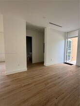 1981 SW 33rd Ave in Miami, FL - Building Photo - Building Photo