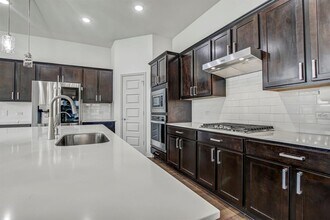 18012 Stefano Dr in Pflugerville, TX - Building Photo - Building Photo