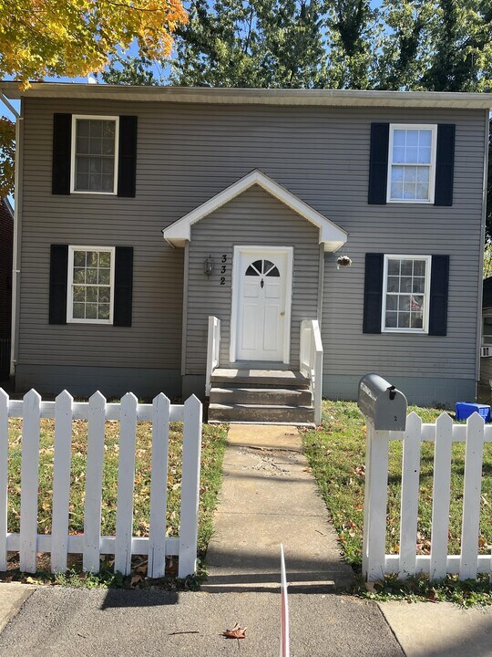 332 Shawnee Ave in Winchester, VA - Building Photo