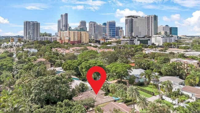 426 NE 8th Ave in Fort Lauderdale, FL - Building Photo - Building Photo