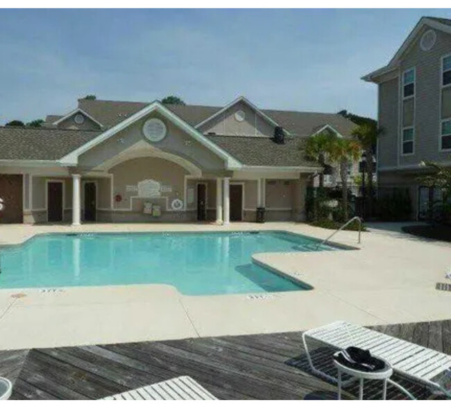 4924 Bluffton Pky, Unit 20-307 in Bluffton, SC - Building Photo - Building Photo