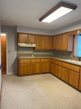 7723 Yorktown St in Richland, MI - Foto de edificio - Building Photo