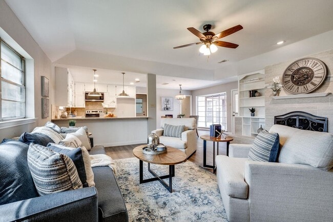 property at 724 Toni Dr