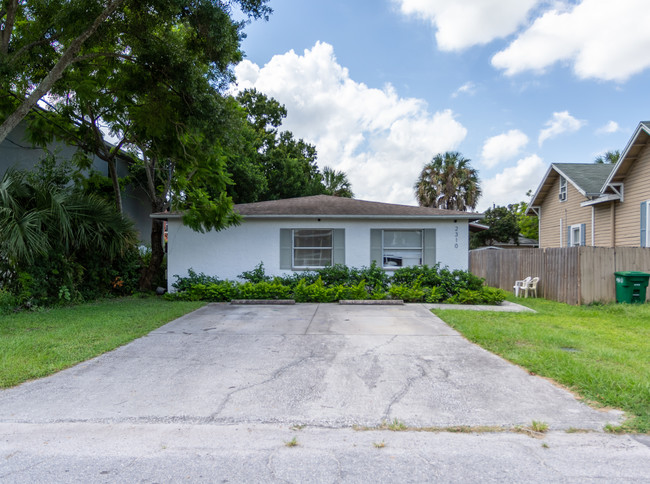 2310 W Fig St in Tampa, FL - Foto de edificio - Building Photo