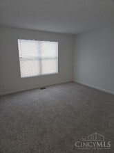 5146 Red Cloud Ct in Oxford, OH - Foto de edificio - Building Photo