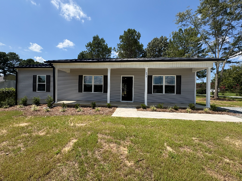 855 Government Rd in Clayton, NC - Building Photo