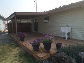 95 Ridge Dr in Ephrata, WA - Building Photo - Building Photo