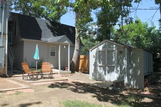 Maple Apartments in Golden, CO - Building Photo - Building Photo