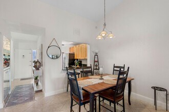 7581 English Ct in Greenacres, FL - Building Photo - Building Photo