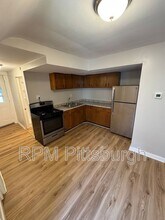 173 Princeton Ave in West View, PA - Building Photo - Building Photo