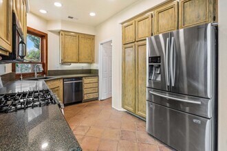 11216 Caminito Aclara in San Diego, CA - Building Photo - Building Photo