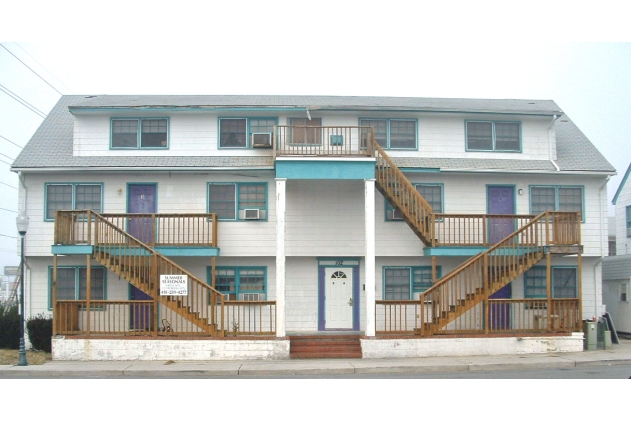 100-102 26th St in Ocean City, MD - Building Photo