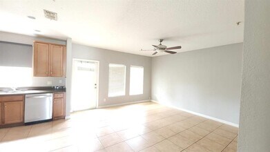 9663 Biscotti Ave in Orlando, FL - Building Photo - Building Photo