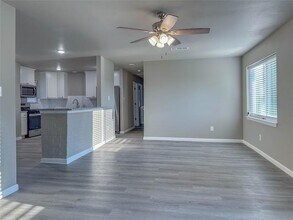 412 N Dallas St in Pilot Point, TX - Building Photo - Building Photo