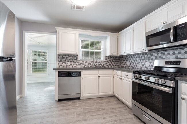 property at 5527 Jessamine St