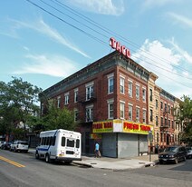 17-01 Putnam Ave in Ridgewood, NY - Building Photo