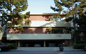 11726 Montana Ave Apartamentos