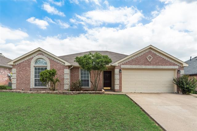 property at 2315 Charleston Dr