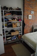 204 Wooster St, Unit Second Floor in New Haven, CT - Foto de edificio - Building Photo