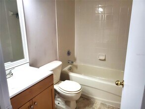 1411 Sedgwick Dr in Zephyrhills, FL - Building Photo - Building Photo