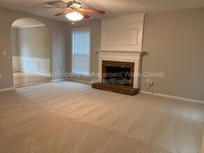 400 Brierridge Dr in Apex, NC - Building Photo - Building Photo