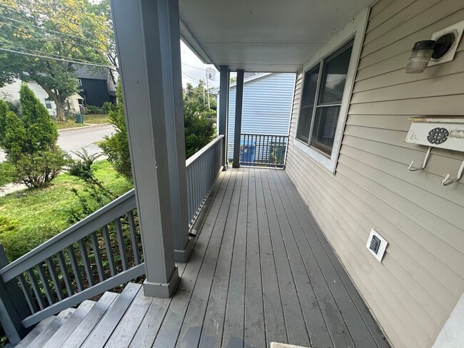 121 Cottage St in Rochester, NY - Building Photo - Building Photo
