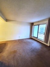 104 10 St in Cold Lake, AB - Building Photo - Building Photo